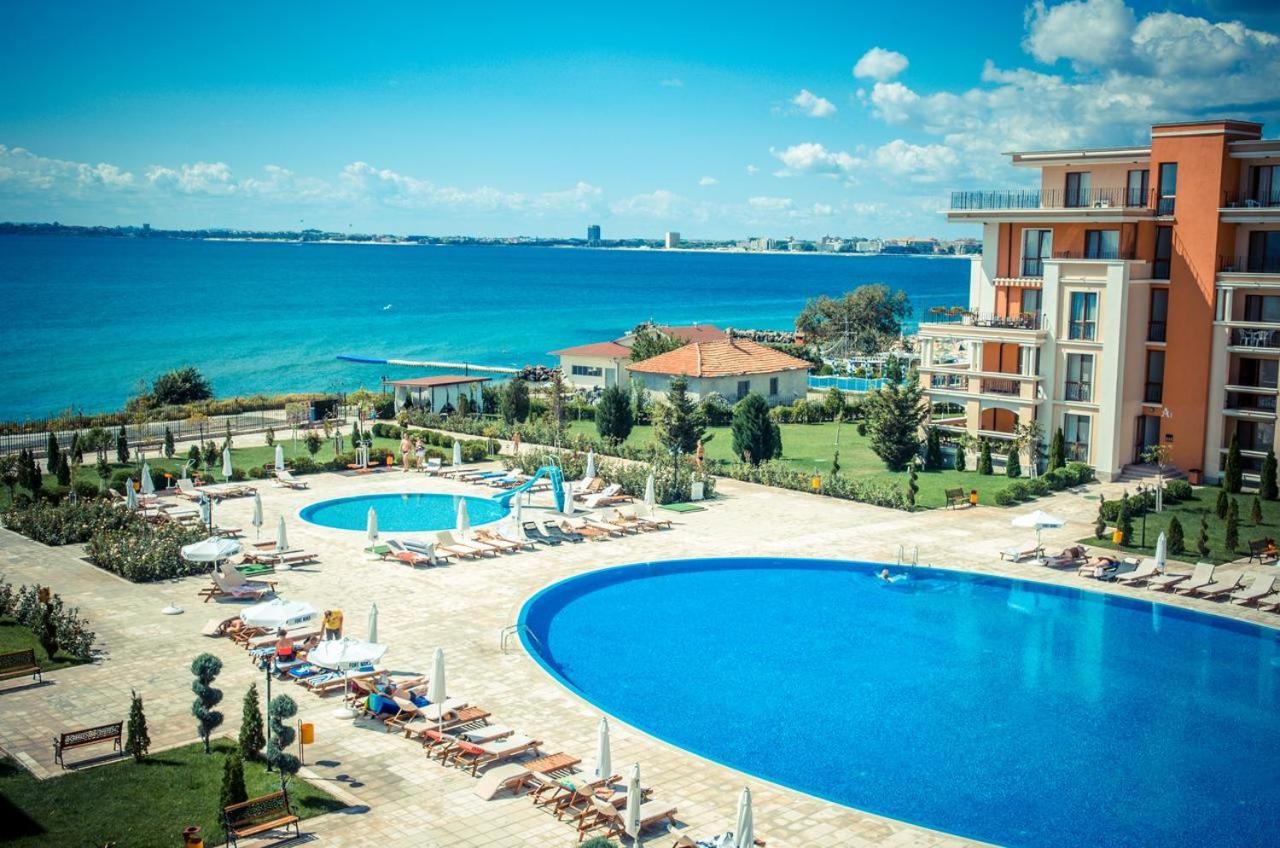 Prestige Fort Beach - Premium Apartments スヴェティ・ヴラス エクステリア 写真