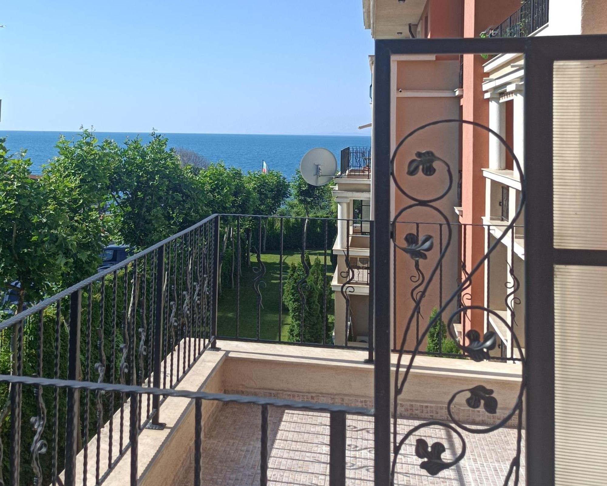 Prestige Fort Beach - Premium Apartments スヴェティ・ヴラス エクステリア 写真